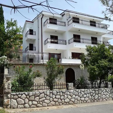 Hotel Sobe Za Odmor Jadran Dramalj Esterno foto