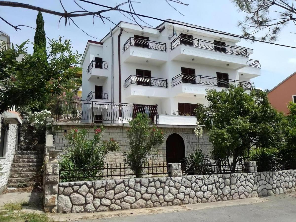 Hotel Sobe Za Odmor Jadran Dramalj Esterno foto